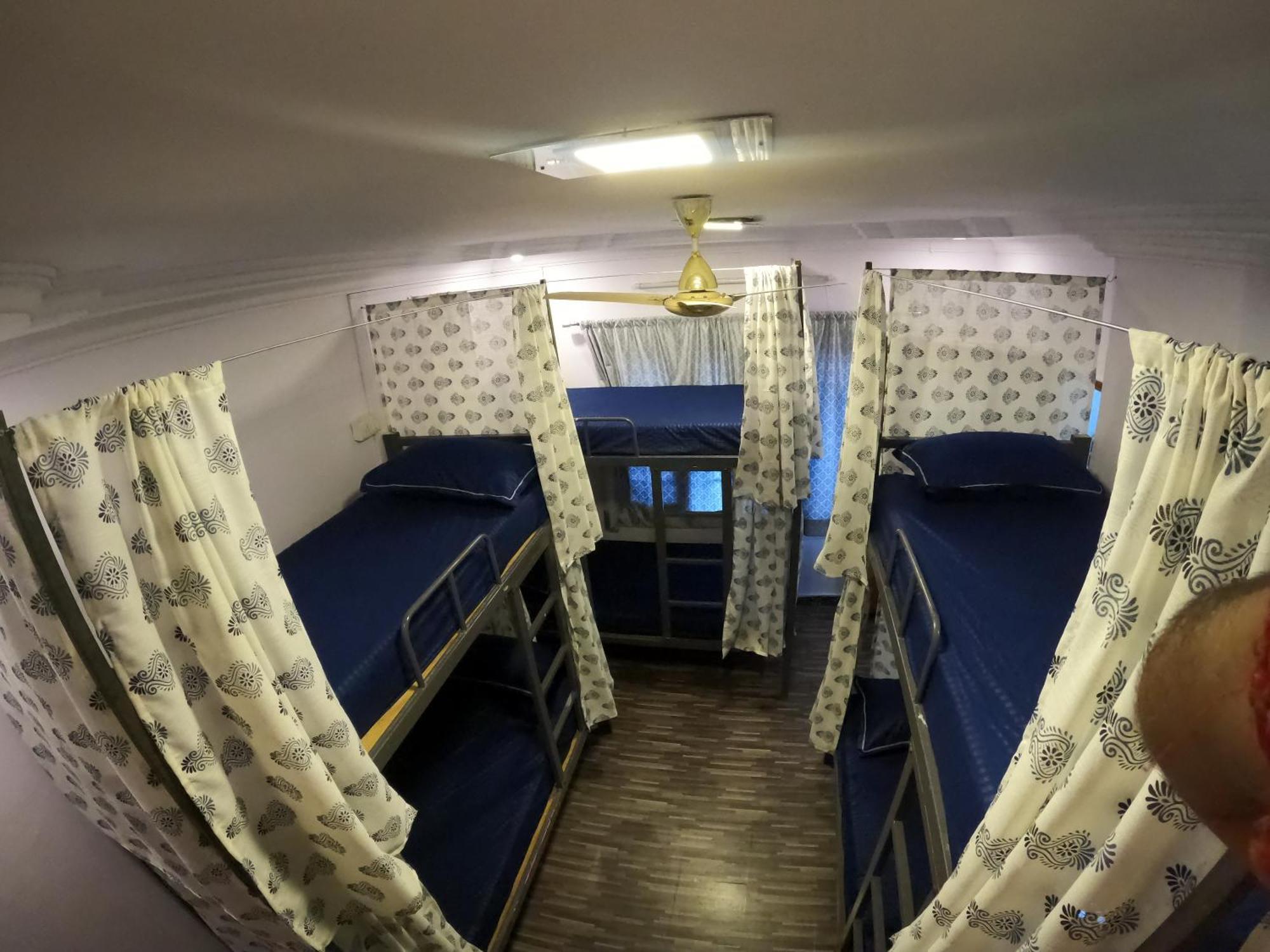 Nomadic Hostel Udaipur Extérieur photo